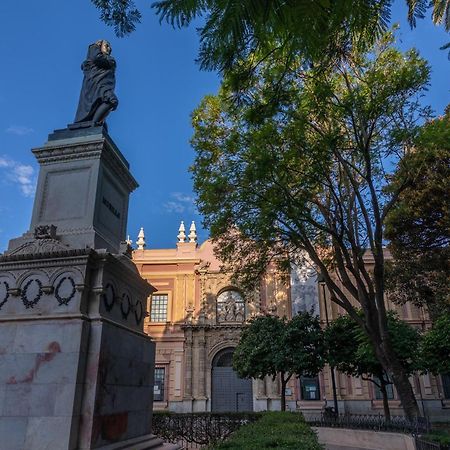 Reservaloen Casa Del Museo Sevilla Kültér fotó