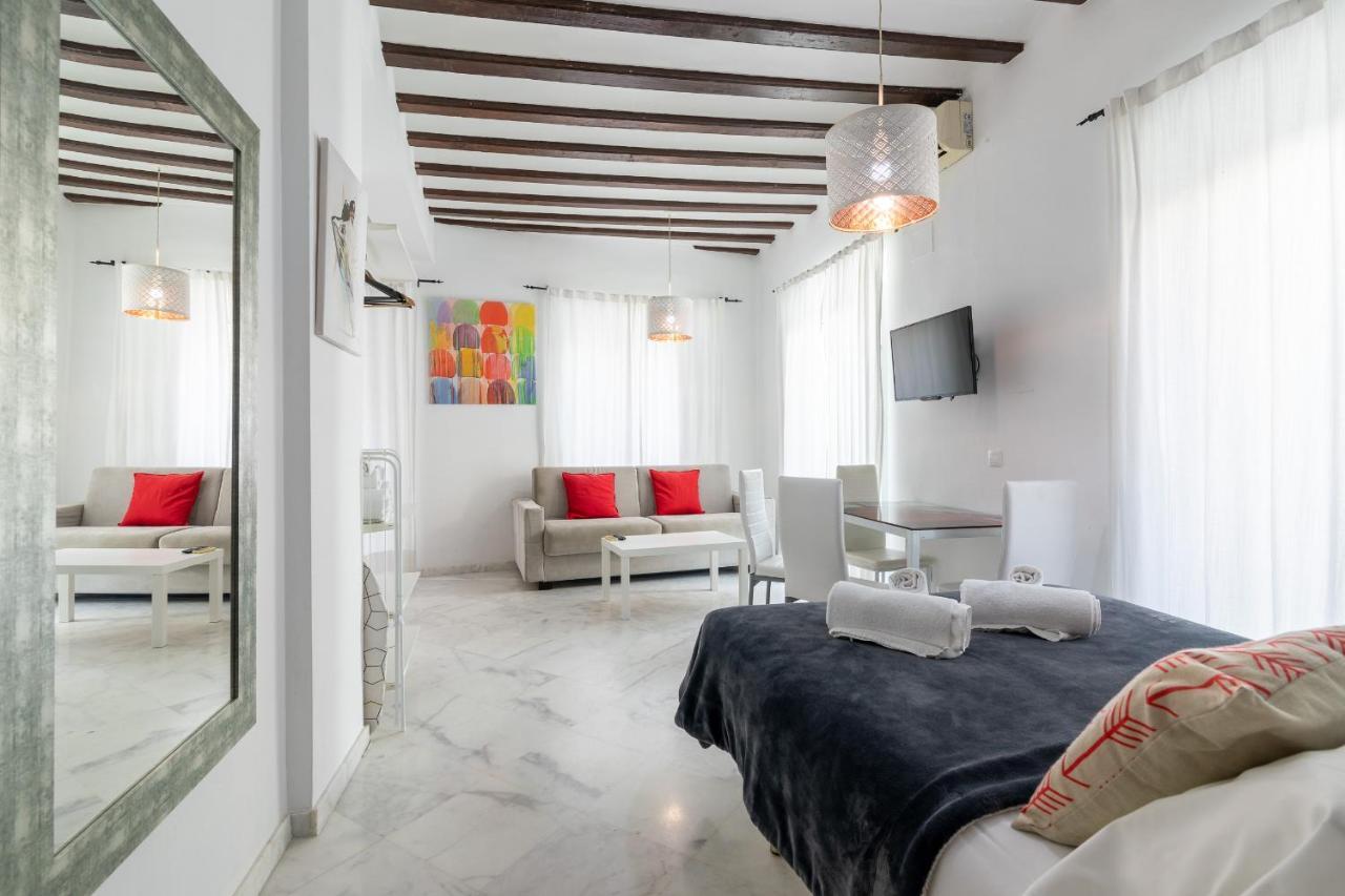 Reservaloen Casa Del Museo Sevilla Kültér fotó